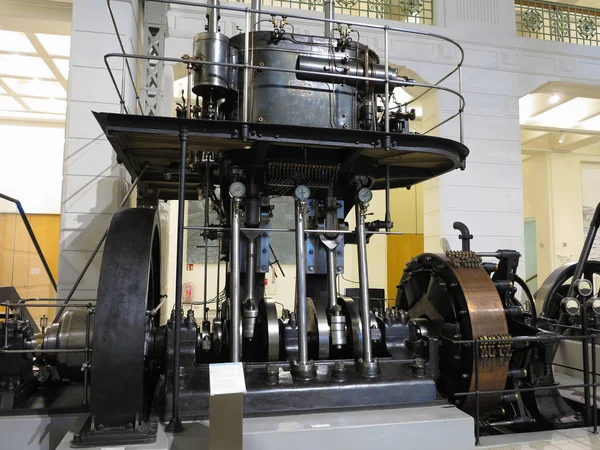2018 维也纳 奥地利 巨型老蒸汽机在维也纳技术博物馆 — 图库照片