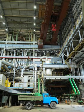 Elektrik motorları, borular, borular ile endüstriyel büyük su pompaları,