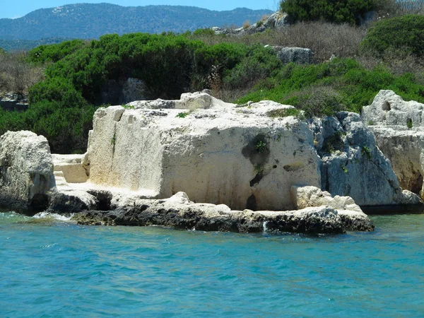 Zatopione ruiny na wyspie Kekova, starożytne miasto Lycian — Zdjęcie stockowe