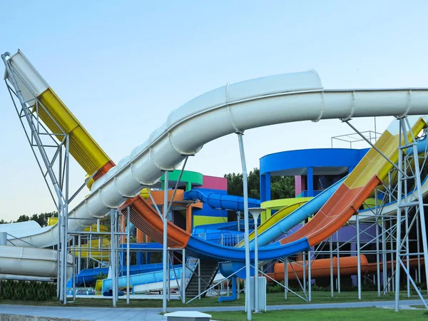 03.07.2019, Antalia, Turkey: Metal structures for water slides i — Stock Photo, Image