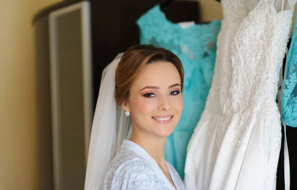 Morning preparation of the bride — Stock Photo, Image