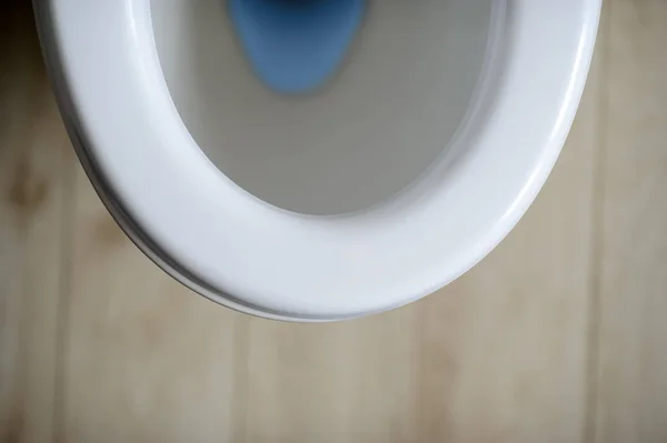 Új kerámia WC-csészében otthon — Stock Fotó
