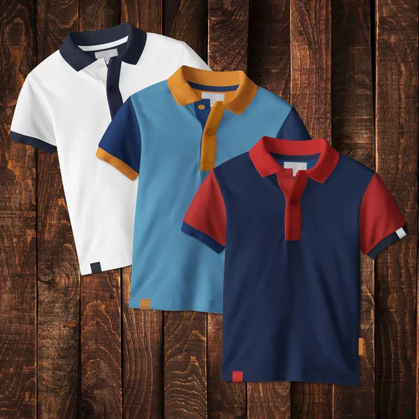 Polo Shirt Mockup Ahşap Arka Plan Üzerinde — Stok fotoğraf