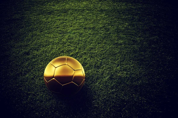Altın Futbol Topu Futbol Pitch Çim Render Illüstrasyon Üzerinde — Stok fotoğraf