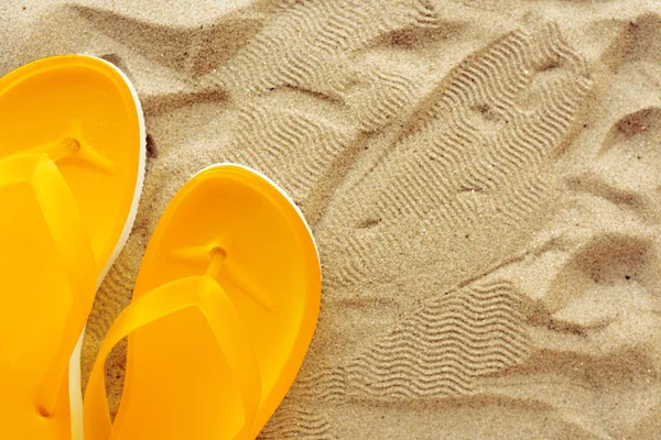 Yellow Beach Flip Flops Sand Top View Copy Space — Stok Foto