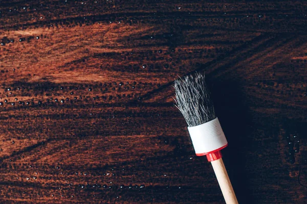 Brosse Peinture Sur Surface Bois Noir Vue Dessus — Photo