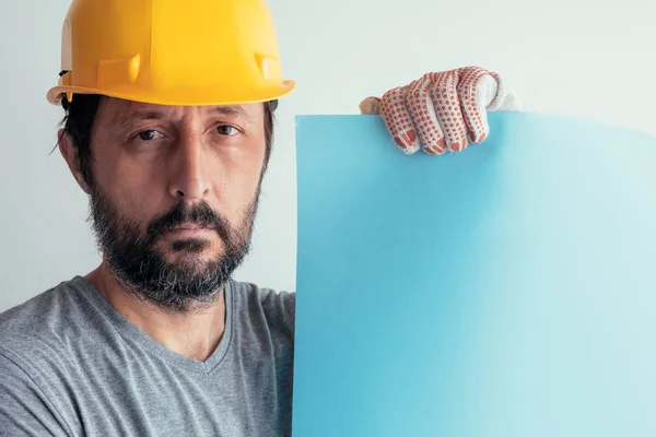 Ingeniero Construcción Presentando Maqueta Plano Como Espacio Copia — Foto de Stock