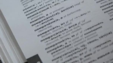 Yabancı dil öğrenme Rusça İngilizce Sözlük
