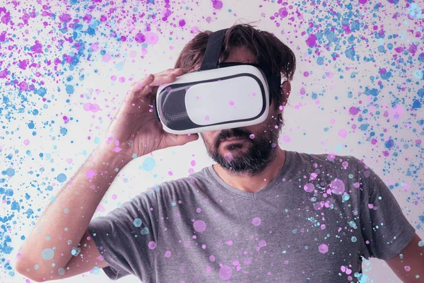 Virtual Reality Eintauchen Mann Trägt Headset — Stockfoto