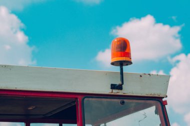 Eski traktör beacon ışık Zirai Araç çatıya monte