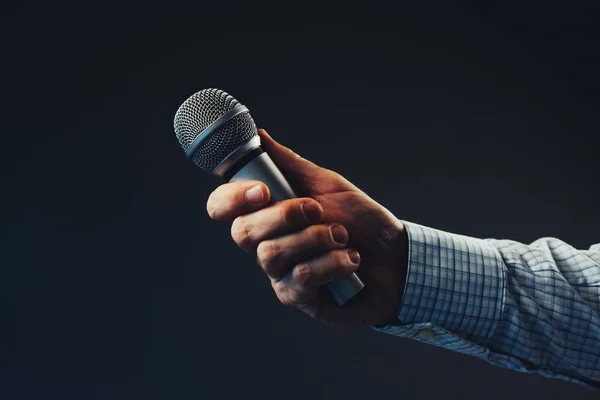 Hand Mit Mikrofon Bei Einem Interview Für Die Medien Selektiver — Stockfoto