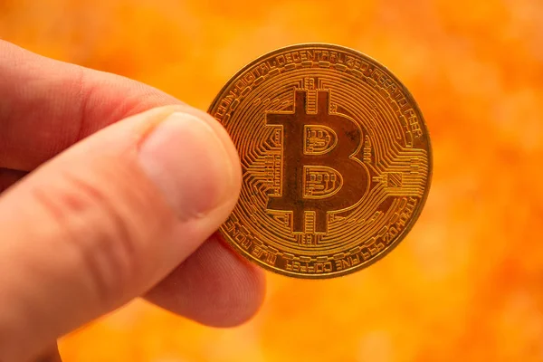 Bitcoin Hand Maïs Kernels Heap Conceptuele Afbeelding Voor Cryptocurrency Gerelateerde — Stockfoto