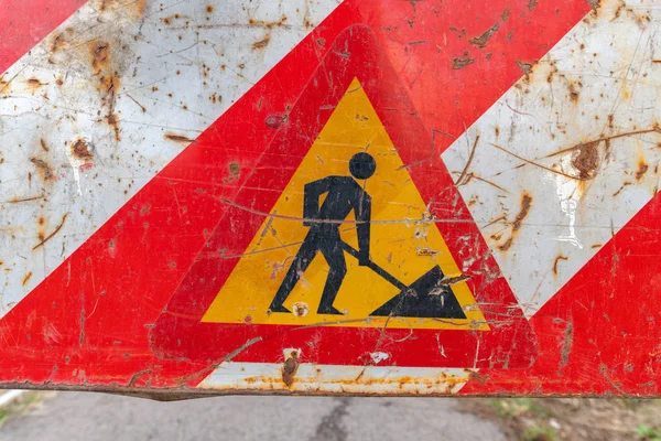 Wegwerkzaamheden Teken Verweerde Oude Metalen Verkeer Bewegwijzering — Stockfoto