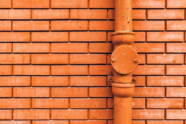 Rinne Fallrohr Und Ziegelmauer Als Städtischer Hintergrund — Stockfoto