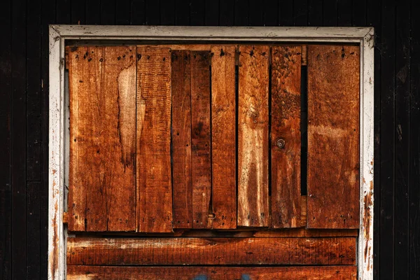 Старые Деревянные Доски Покрывающие Окно Изношенная Текстура — стоковое фото