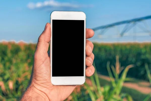 Aplicación de agricultura de teléfono inteligente pantalla simulada —  Fotos de Stock
