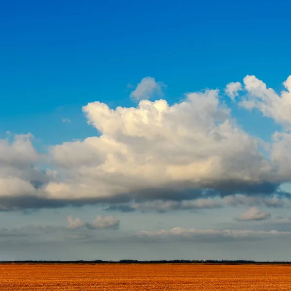 Beautiful plain landscape minimal composition — Stock Photo, Image