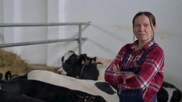 Female Farmer Cow Shed Dairy Livestock Farm Portrait Satisfied Proud — Stock Video