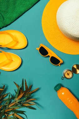 Seyahat aksesuarları yaz plaj tatil tatil zevk