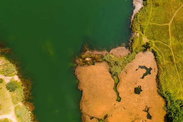 Aerial View Water Grass Lake Drone Pov — Stock Photo, Image