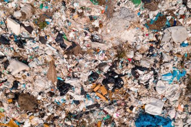 Drone Pov 'daki çöplüğün hava görüntüsü, atık madde imhası