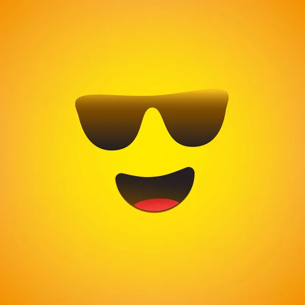 Smiling Emoji Face Sunglasses Simple Shiny Happy Emoticon Yellow Background — Wektor stockowy