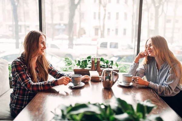 Two Happy Female Friends Drinking Coffee Cafe — Stock Photo, Image