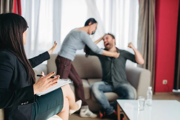 Crazy Angry Husband Wife Psychologist Family Conflict — Stock Photo, Image