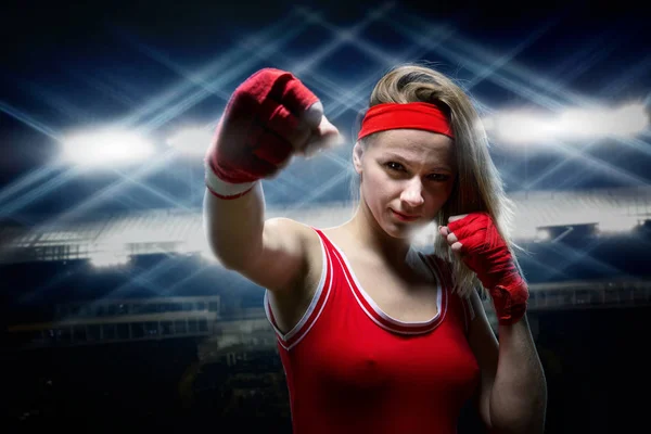 Kvinnliga Idrottare Röda Boxning Bandage Och Sportkläder — Stockfoto