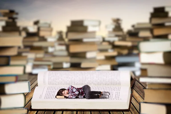 Little Young Woman Sleeping Open Book Scale Effect Knowledge Education — Stock Photo, Image