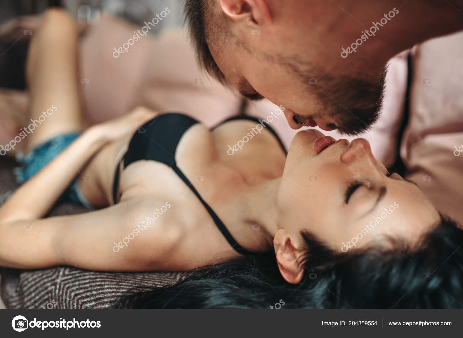 Erotic foto bed sexy in Hd teen