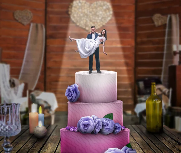 Hochzeitstorte Mit Braut Und Bräutigam Figuren Oben Heiratsantrag Süße Torte — Stockfoto