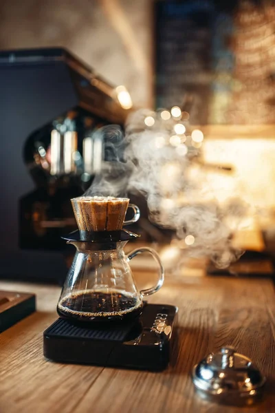 Cafetière Verre Avec Vapeur Sur Comptoir Bois Machine Expresso Sur — Photo