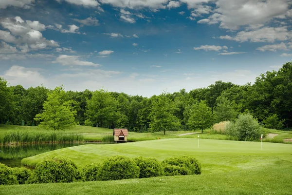 Campo Recortado Lago Para Jugar Golf Campo Golf Nadie Prado — Foto de Stock