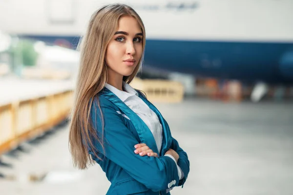 Attractive Stewardess Uniform Poses Airport Building Air Hostess Suit Terminal — Stock Photo, Image