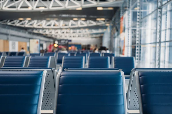 Rij Zitplaatsen Wachtruimte Van Luchthaven Niemand Vertrek Gebied Van Air — Stockfoto