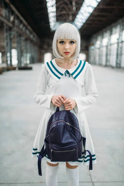 Mujer Rubia Estilo Anime Con Mochila Cosplay Cultura Japonesa Muñeca — Foto de Stock