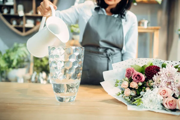 Female Florist Pours Water Vase Flower Shop Floristry Service Floristic — Stock Photo, Image