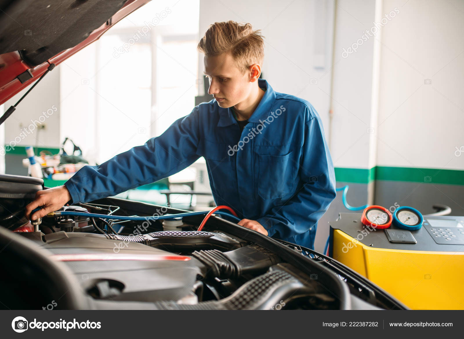 Mechanic Connects Air Conditioning System Diagnosis Freon Conditioner