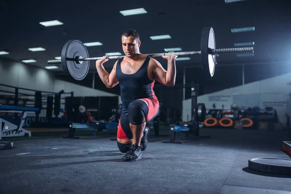 Forte Levantador Peso Fazendo Agachamentos Com Sino Ginásio Deadlift Exercício — Fotografia de Stock