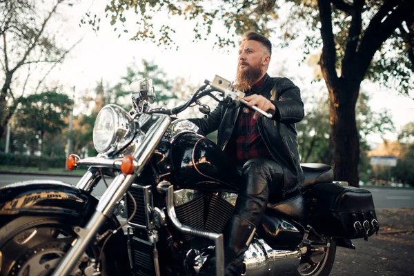 Biker Sitting Motorcycle Leaning Helmet Vintage Bike Rider His Two — Stock Photo, Image