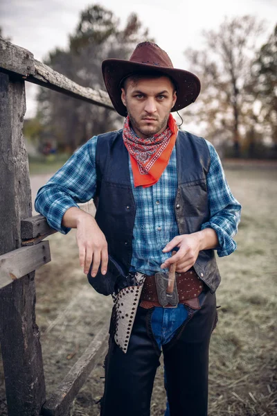 Brutal Cow Boy Avec Cigare Dans Corral Cheval Ranch Texas — Photo