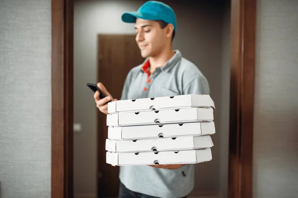 Pizza Bezorger Shirt Cap Oproepen Naar Klant Het Leveren Van — Stockfoto