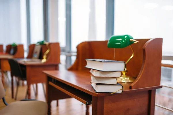 Sala Lectura Vacía Interior Biblioteca Universitaria Nadie Depósito Conocimientos Concepto —  Fotos de Stock