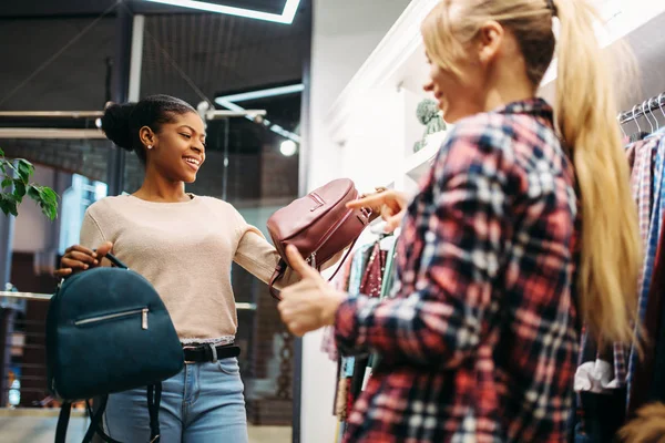 Two Females Choosing Bags Shop Shopping Shopaholics Clothing Store Consumerism — Stock Photo, Image