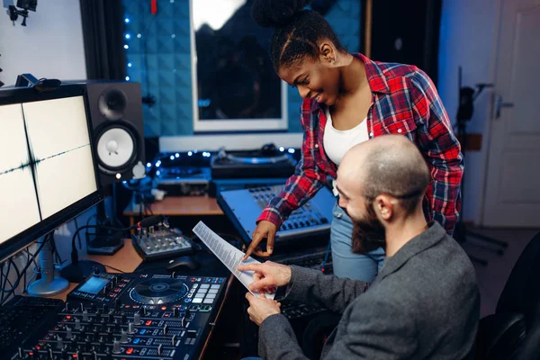 Sound Operator Female Singer Remote Control Panel Audio Recording Studio — Stock Photo, Image