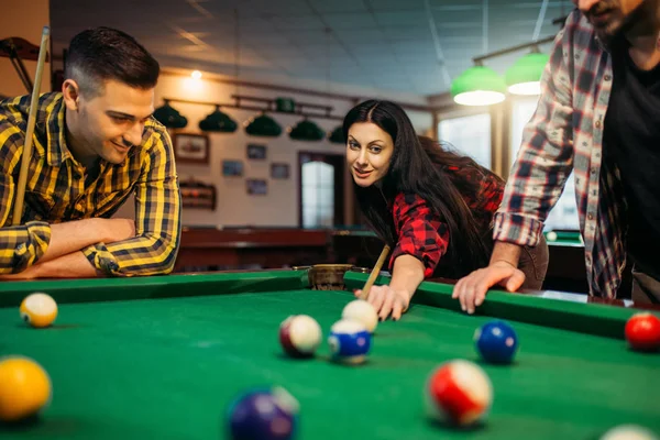 Billiard Players Cues Table Colorful Balls Poolroom Group Plays American — Stock Photo, Image