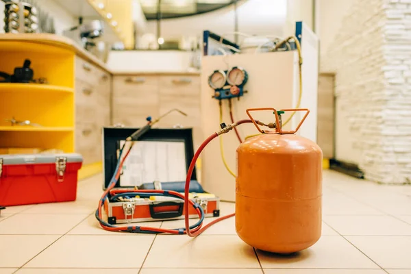 Ferramentas Para Reparar Sistema Refrigeração Refrigerador Ninguém Equipamento Para Enchimento — Fotografia de Stock