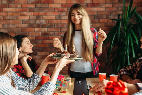 Female University Student Gets Sweet Gift Her Friends Youth Table — Stock Photo, Image