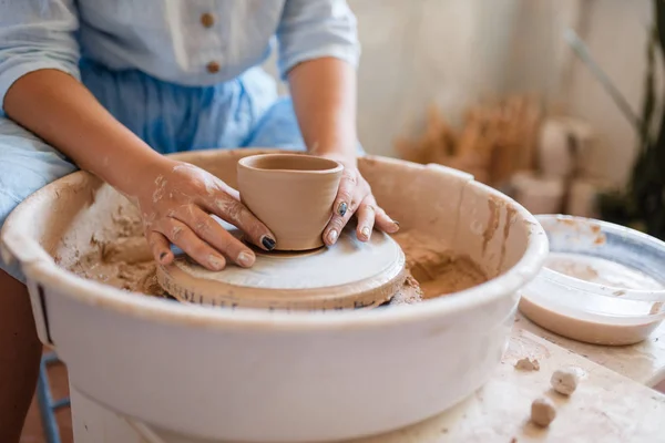 Female Master Holds Wet Pot Pottery Wheel Woman Molding Bowl — Stock Photo, Image